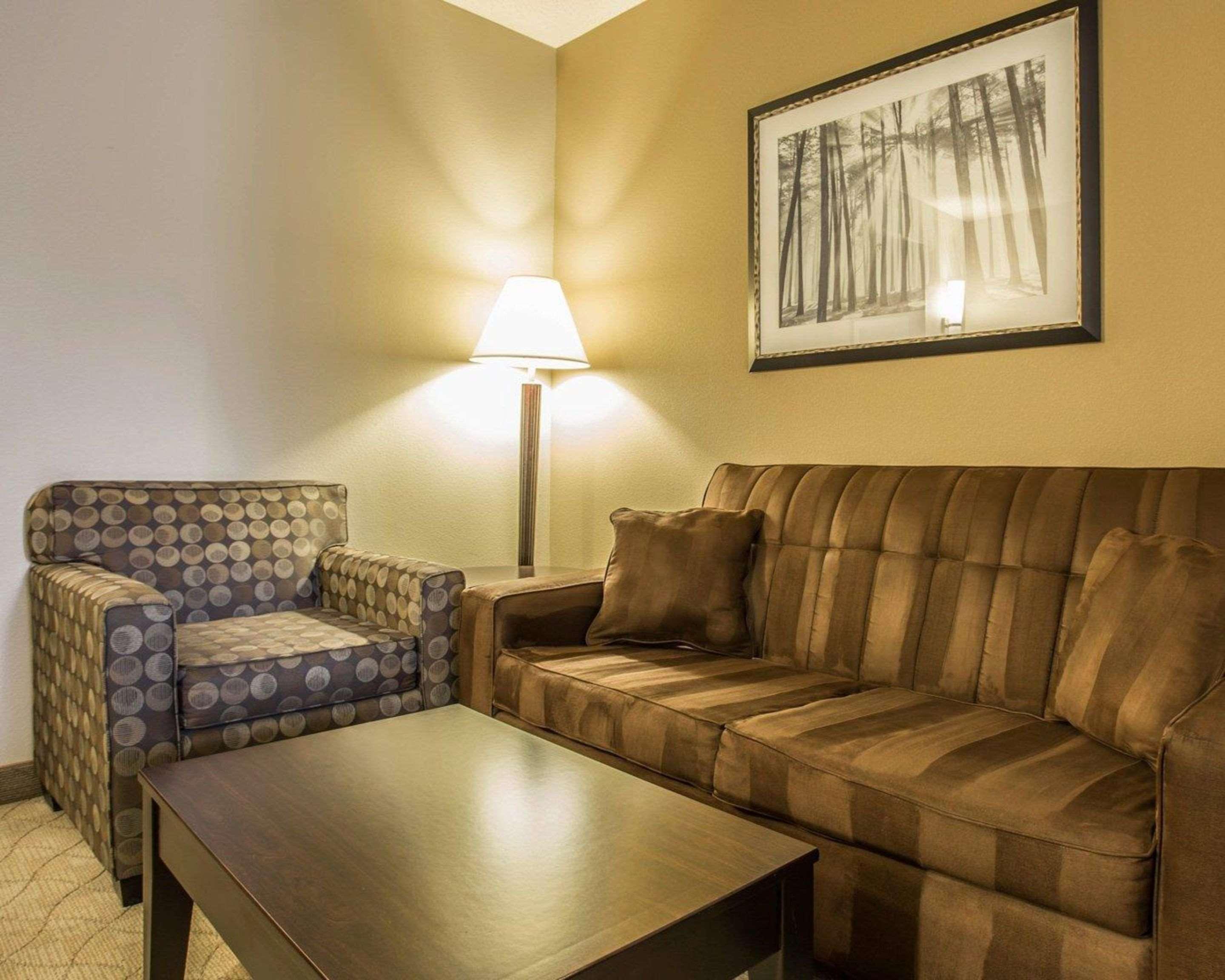 Comfort Suites Huntersville Near Lake Norman Exterior foto