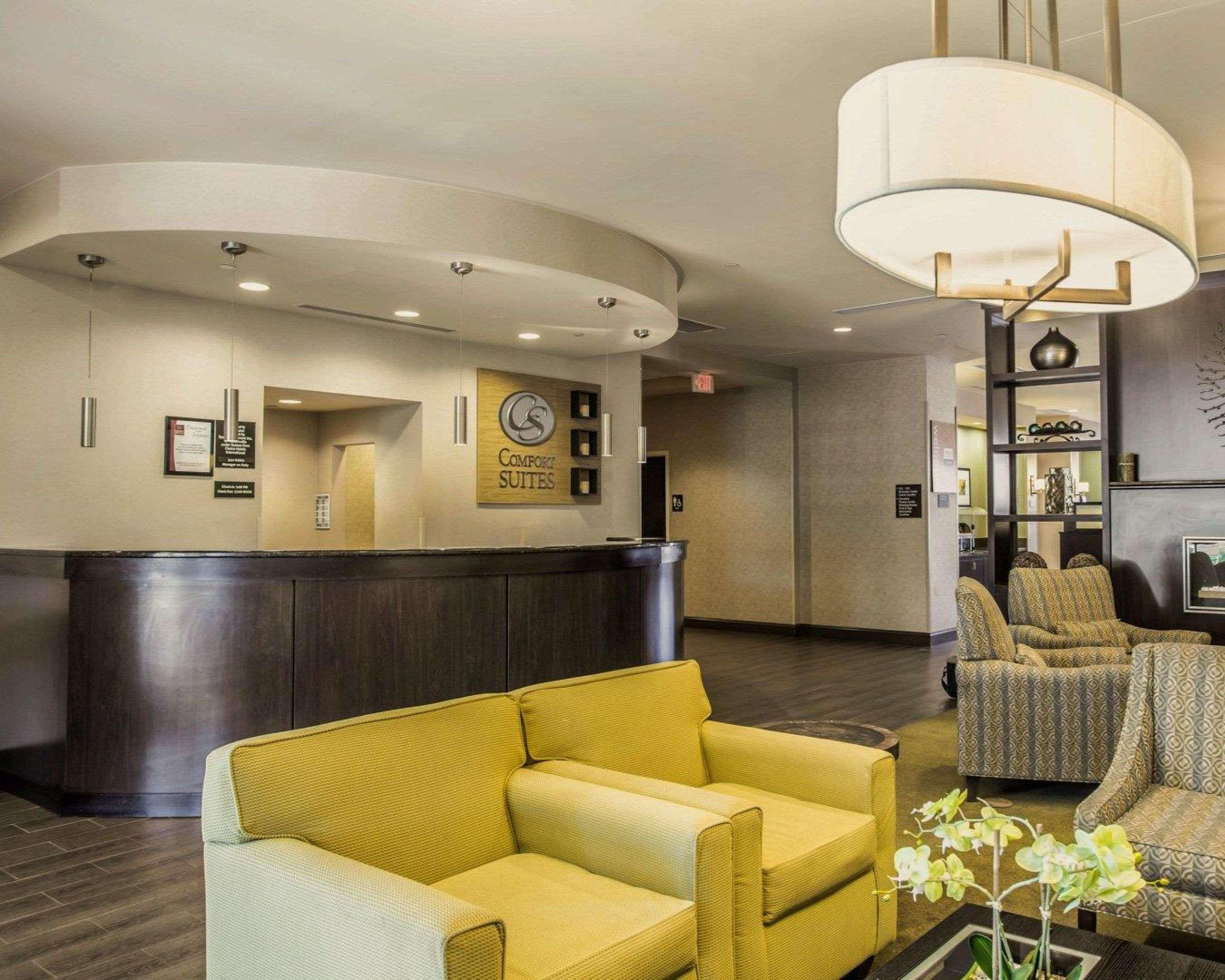 Comfort Suites Huntersville Near Lake Norman Exterior foto