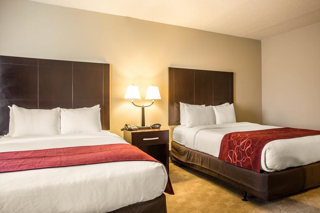 Comfort Suites Huntersville Near Lake Norman Exterior foto