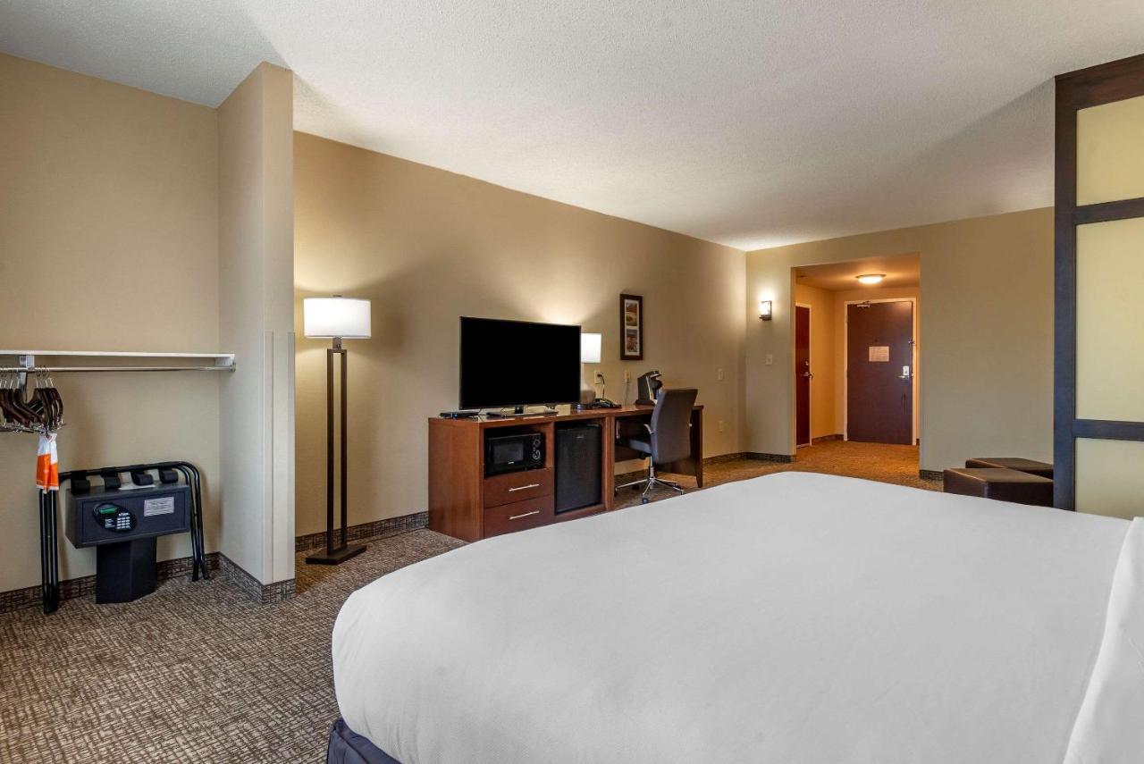 Comfort Suites Huntersville Near Lake Norman Exterior foto